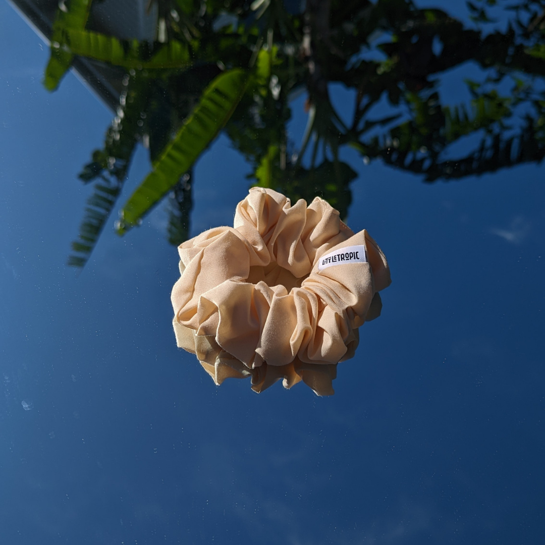 Saline Scrunchie